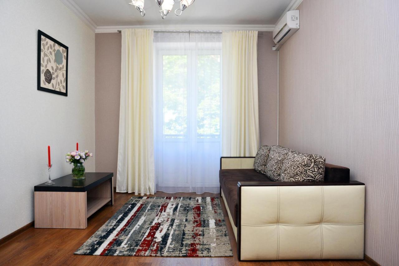 شقة Premium Rent In Kiev Centre - Kiev المظهر الخارجي الصورة