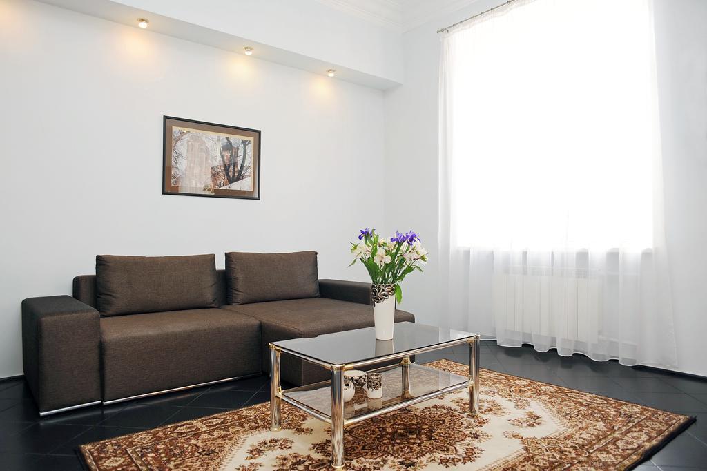 شقة Premium Rent In Kiev Centre - Kiev المظهر الخارجي الصورة